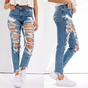 American Eagle Crossover Highest Waist Mom Jeans